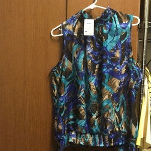 Multi colored sleeveless top